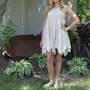 Cream lace dress- size small!